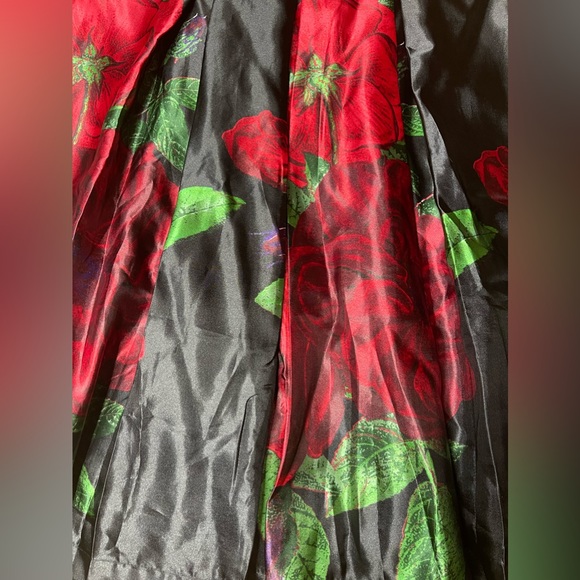 Ashley Stewart Full Knee Length Skirt I Floral I Pockets - Picture 3 of 4